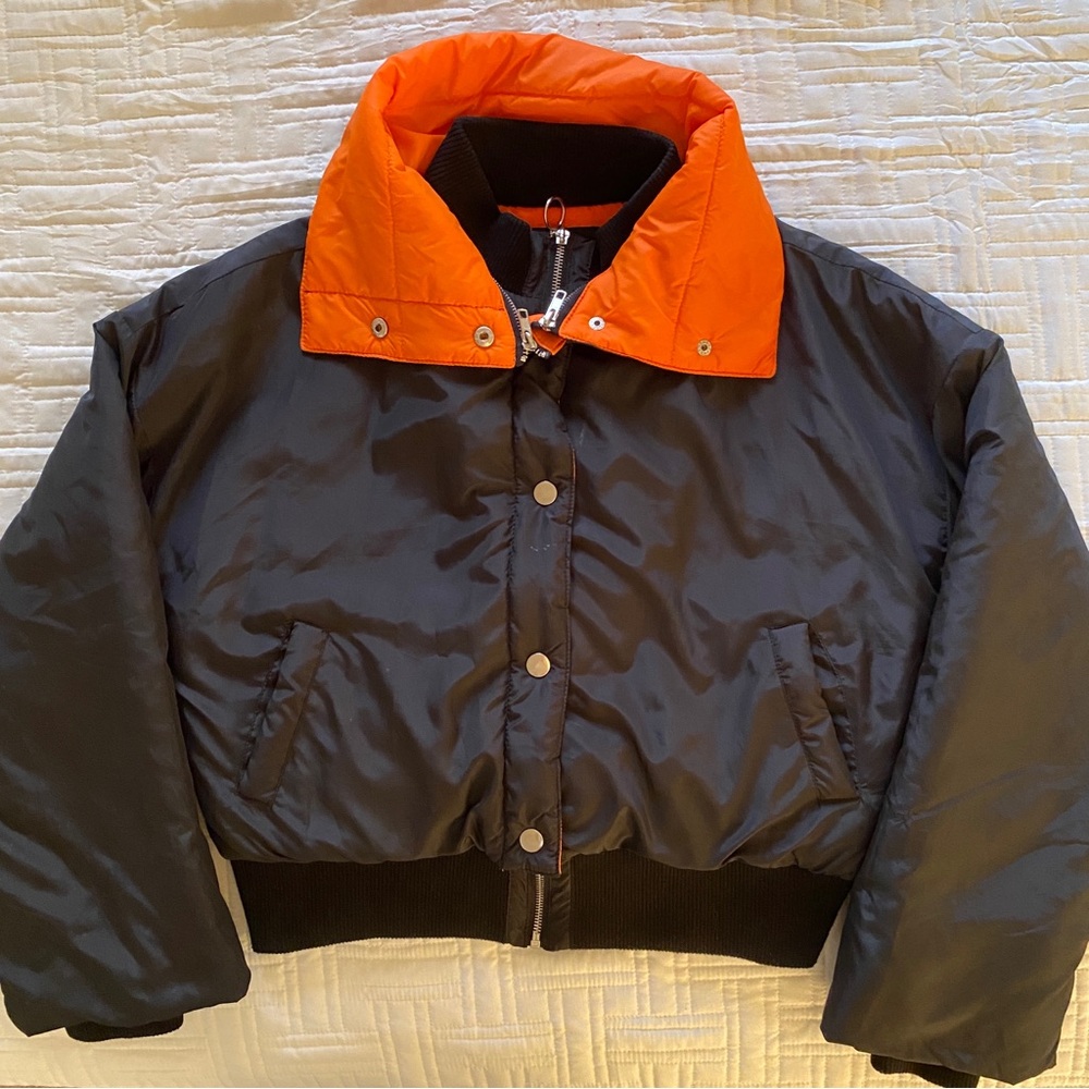 Black and Orange Forever21 Puffer Jacket - Large